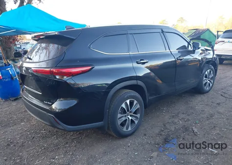 2022 Toyota Highlander Xle from USA, damaged, VIN 5TDGZRBH4NS562712